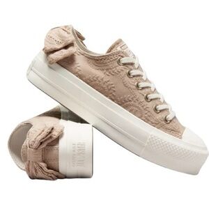 Converse Allstars Platform Cream Embroidered Paisley Oxford Sneakers 9